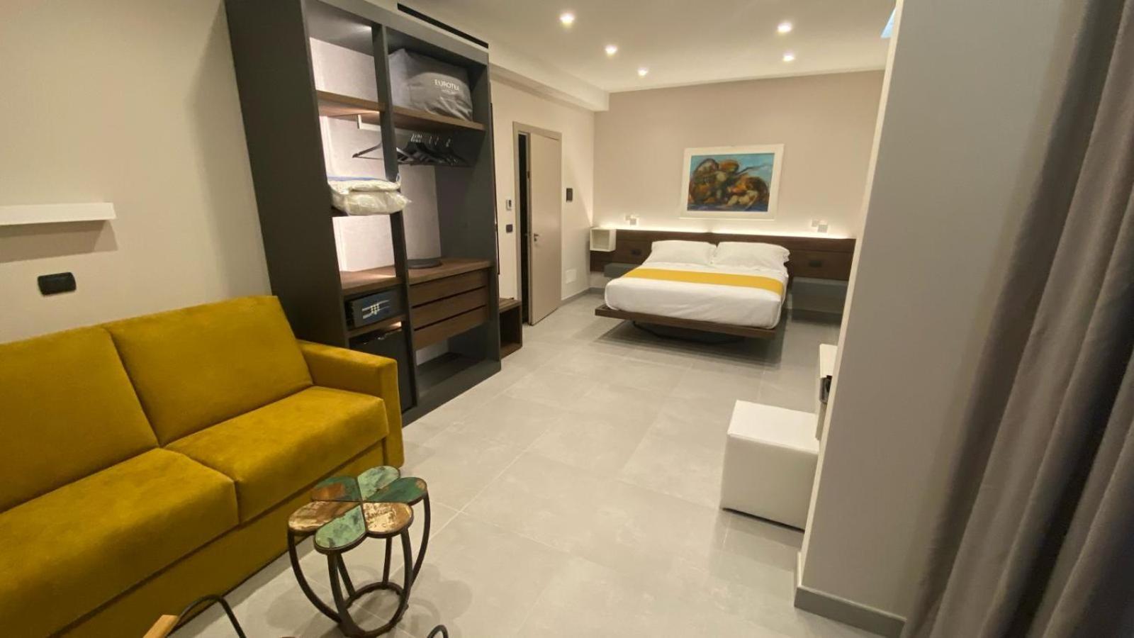 سيستري ليفانتي Marina B&B Adults Only المظهر الخارجي الصورة